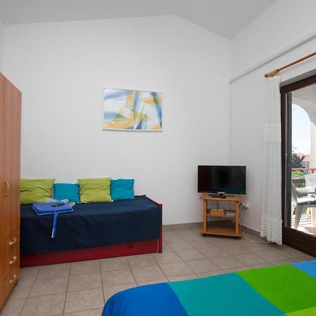 Apartments Brankica Island - Happy Rentals Vantacici Eksteriør bilde